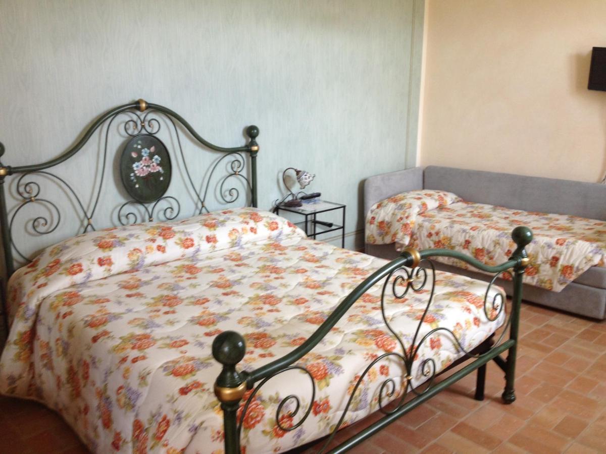 Il Casale San Martino Bed and Breakfast Νόρτσια Δωμάτιο φωτογραφία